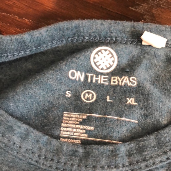 On the Byas Shirt Bundle - Picture 5 of 5